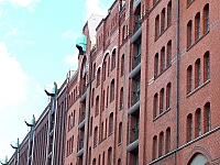 2_speicherstadt_les_entrepots_04.jpg