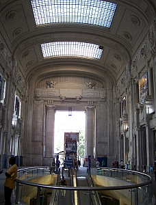  la_gare_centrale_5.jpg