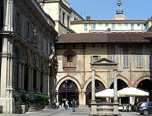  piazza_del_duomo_12.jpg