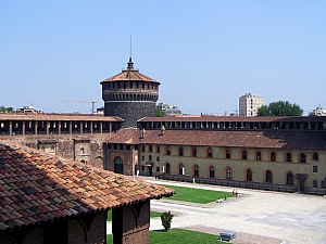 chateau_des_sforza_2.jpg