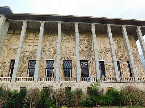 Thumbnail of 105.JPG