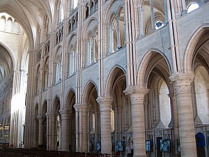 Thumbnail of laon15juillet17h19.JPG