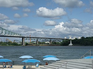 Thumbnail of montreal25juin14h17.JPG