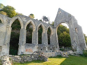 Thumbnail of beaumont_le_roger_002.jpg