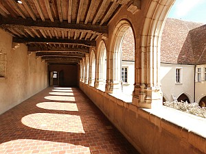 Thumbnail of bourg_en_bresse_007.jpg