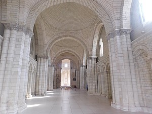 Thumbnail of fontevraud_001.jpg