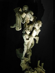 Thumbnail of fontevraud_006.jpg