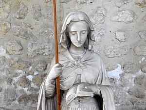 Thumbnail of laon_001.jpg