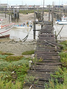 Thumbnail of port_du_bec_002.jpg
