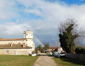 Thumbnail of saint_bonnet_de_chavagne_001.JPG