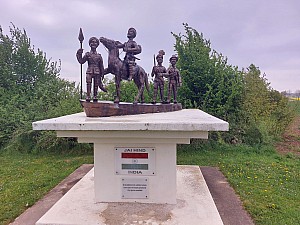 Thumbnail of longueval_avril_06.jpg