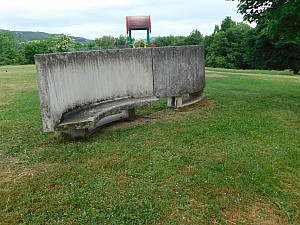 Thumbnail of uhfirminy_11.JPG