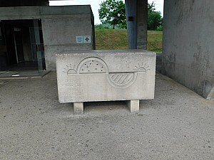 Thumbnail of uhfirminy_28.JPG