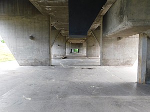 Thumbnail of uhfirminy_3.JPG