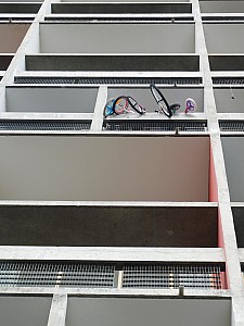 Thumbnail of uhfirminy_31.JPG