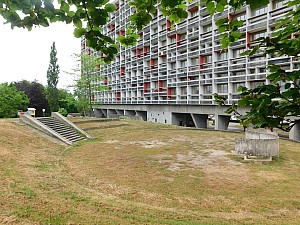 Thumbnail of uhfirminy_6.JPG