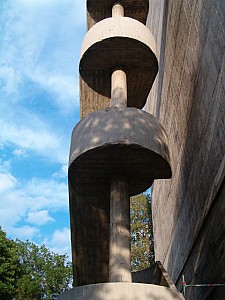 Thumbnail of uhmarseille_1.jpg