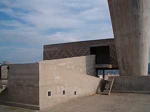 Thumbnail of uhmarseille_29.jpg